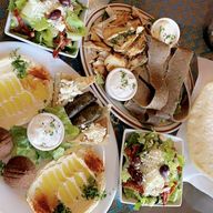 Dallah Gourmet Fiesta plate