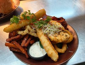 Burger N Beyond photo 2