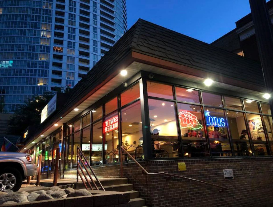 LOTUS Restaurant Minneapolis Takeaway food Minneapolis Order