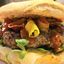 SPICY BURGER con nachos artigianali e salsa DIP piccantina.
